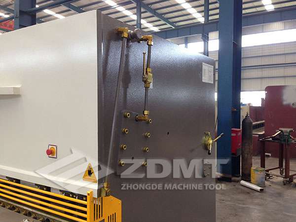 卡套式接頭體.jpg 卡套式接頭體.jpg