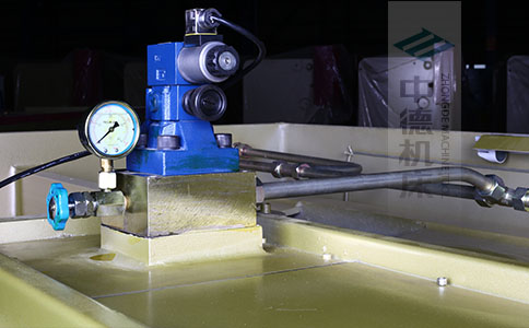 ZDS-840采用國(guó)內(nèi)高品質(zhì)液壓閥,不漏油,無故障,能實(shí)時(shí)顯示油壓,并采用全金屬高壓管連接保證質(zhì)量.jpg ZDS-840采用國(guó)內(nèi)高品質(zhì)液壓閥,不漏油,無故障,能實(shí)時(shí)顯示油壓,并采用全金屬高壓管連接保證質(zhì)量.jpg