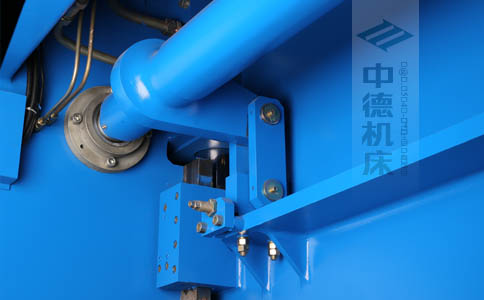 ZDPK-8025配有中德公司最新型扭軸同步裝置,強(qiáng)度高,能調(diào)節(jié),專利技術(shù).jpg ZDPK-8025配有中德公司最新型扭軸同步裝置,強(qiáng)度高,能調(diào)節(jié),專利技術(shù).jpg